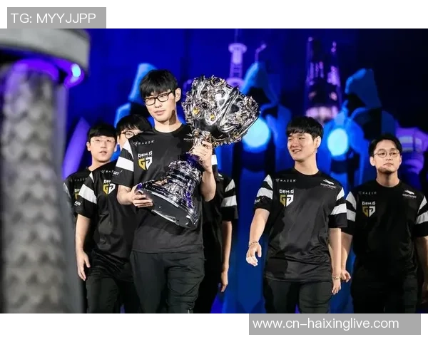 RNG在世界大师赛中以56分稳居积分榜首位展现强劲实力